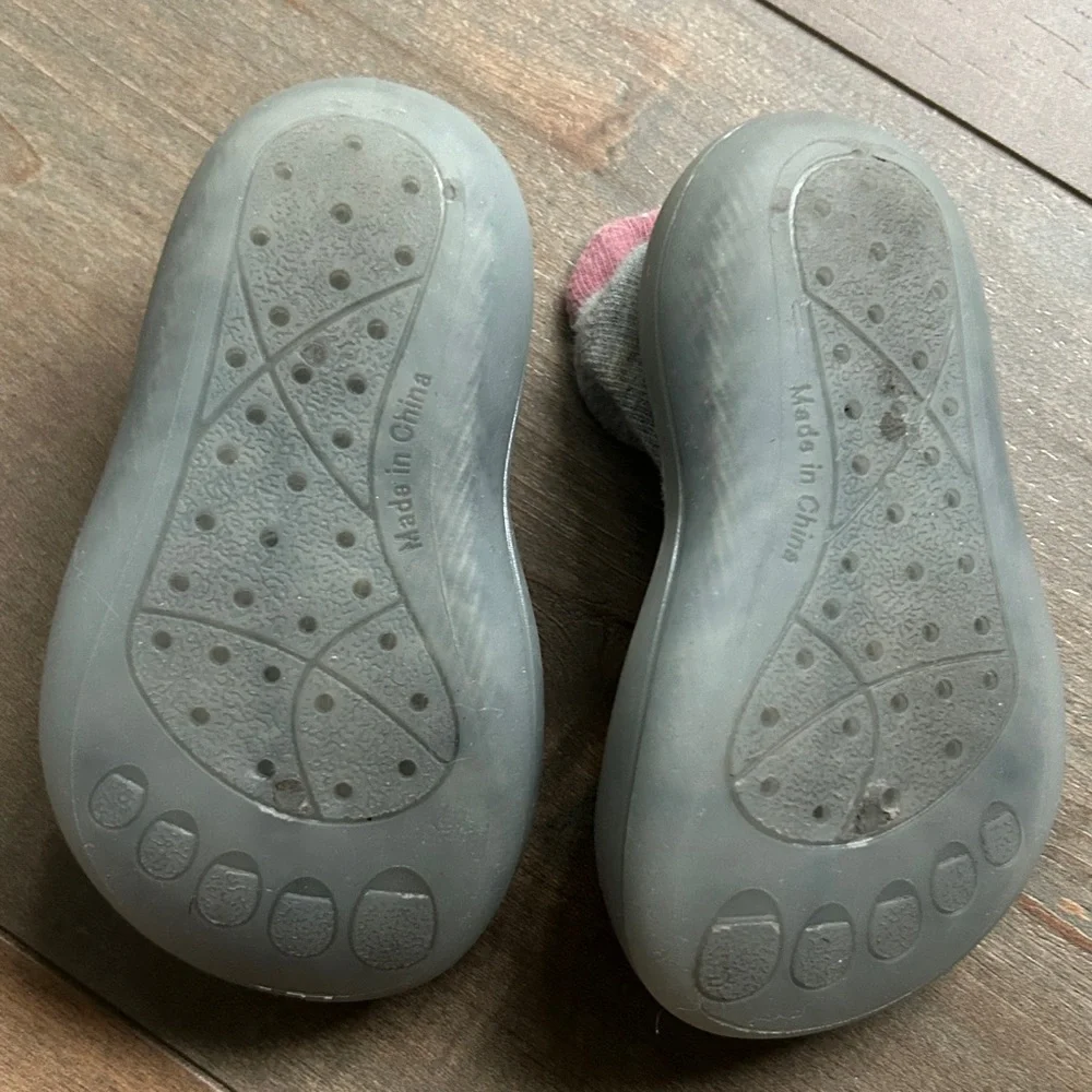 Baby & Walker Soft Sock Shoes in Light Gray with Pink Trim